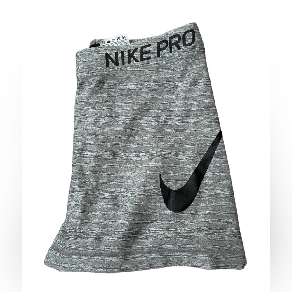 Women’s Nike pro shorts
